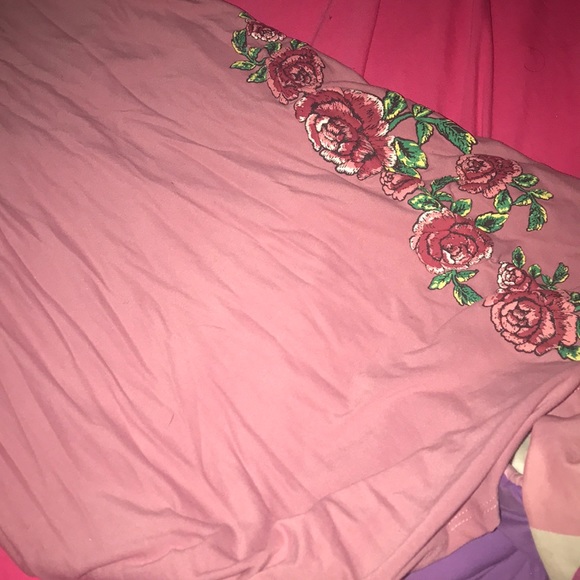 Pink dress with pink and green roses all over it - Picture 2 of 2